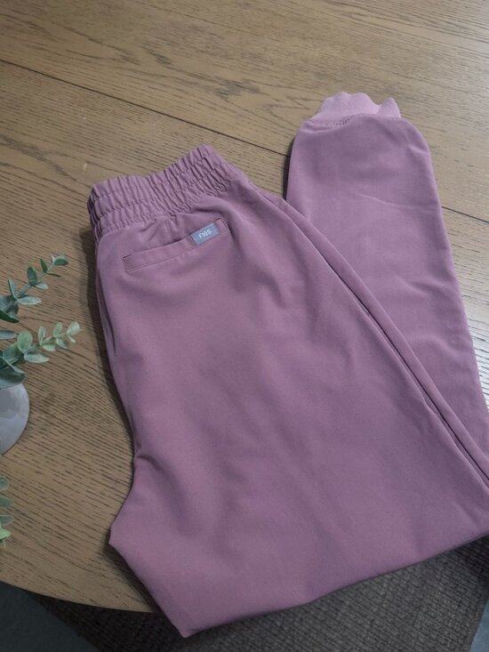 Figs Pants - FIGS Technical Collection Jogger Scrub Pants Dusty Rose Pink Women’s Medium